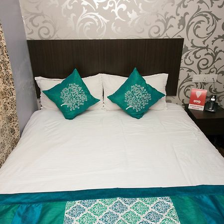 Oyo Rooms Maharajalela Monorail Station Куала-Лумпур Экстерьер фото